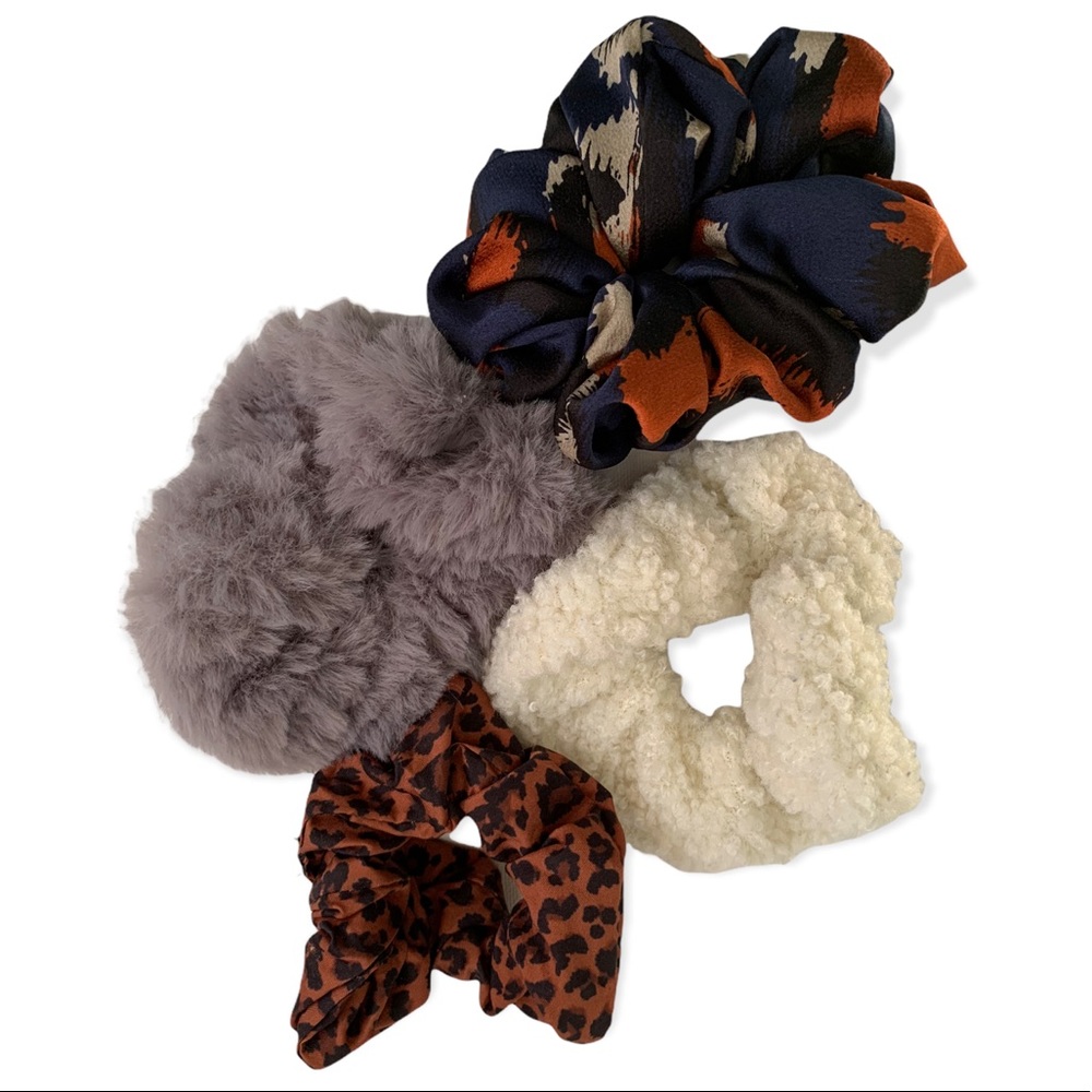Assorted scrunchies